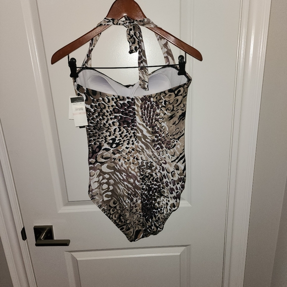 Ladies Swimsuit - Picture 3 of 5